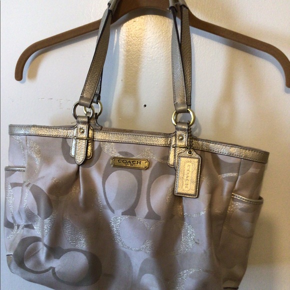 Coach Factory handbag - Picture 5 of 8